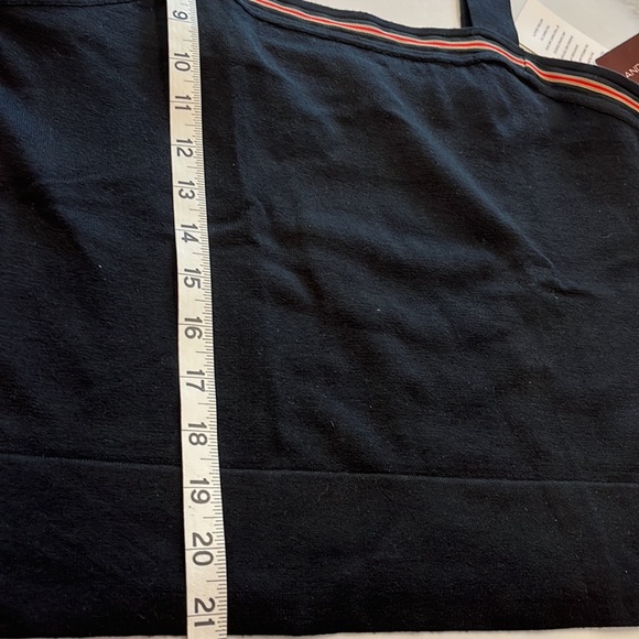 Ladies Summer Knit Top by Bandolino in Black size M. - Picture 6 of 8